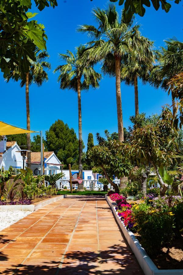 The Palms Boutique Resort Malaga - Adults Only อาเลาริน เดลา ตอร์เร ภายนอก รูปภาพ
