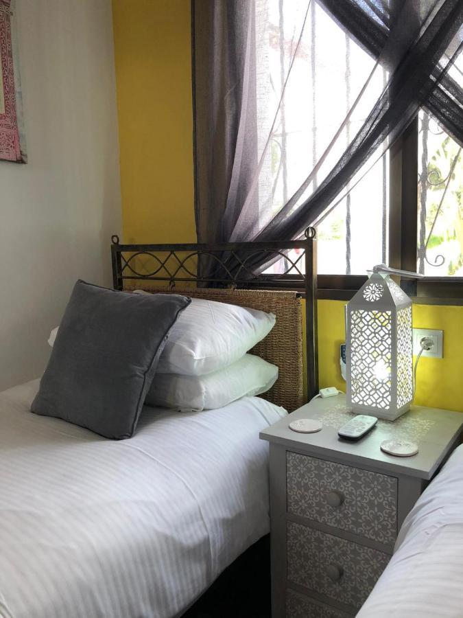 The Palms Boutique Resort Malaga - Adults Only อาเลาริน เดลา ตอร์เร ห้อง รูปภาพ